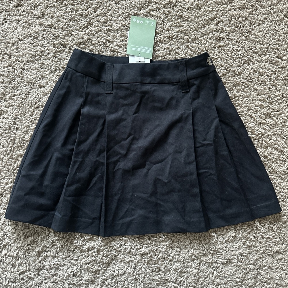 H&M Black Mini Skirt